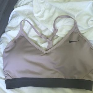 Light purple / grey Nike sports bra